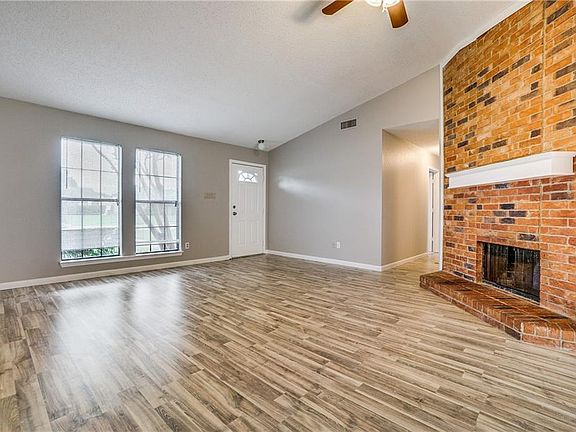 3rd image of 1514 Bergen Dr
