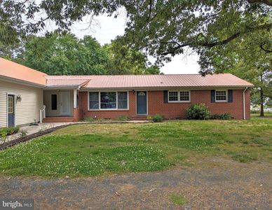 8415 Hearns Pond Rd, Seaford, DE, 19973