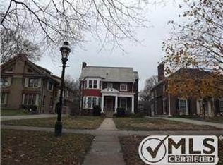 2233 Iroquois St, Detroit, MI 48214