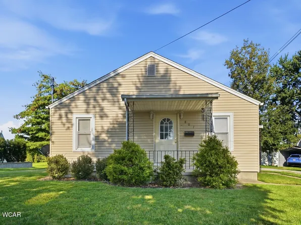 807 Court St, Wapakoneta, OH 45895