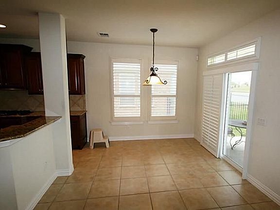 4th image of 7537 Spruce Creek Ln