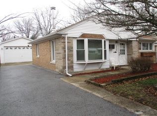 324 Onarga St, Park Forest, IL