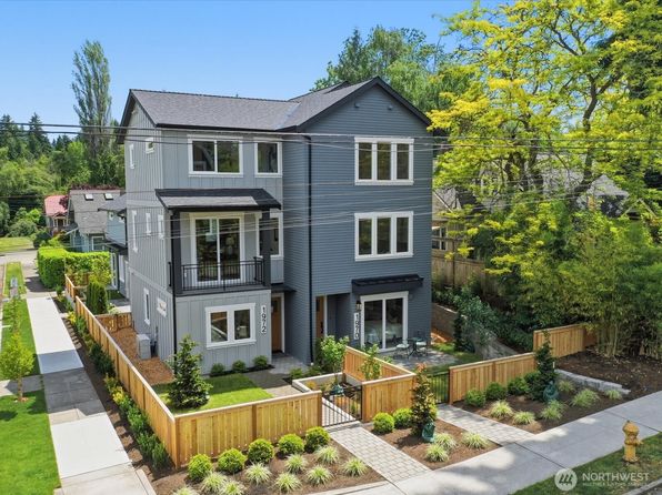 1972 25th Avenue E, Seattle, WA 98112 townhouse
