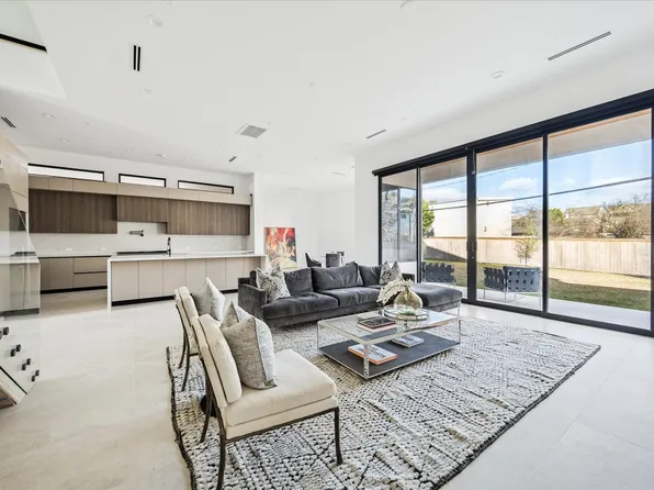 1730 Bayram Dr, Houston, TX 77055