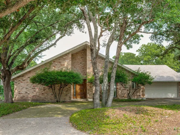 17215 Stedman Dr, Dallas, TX 75252