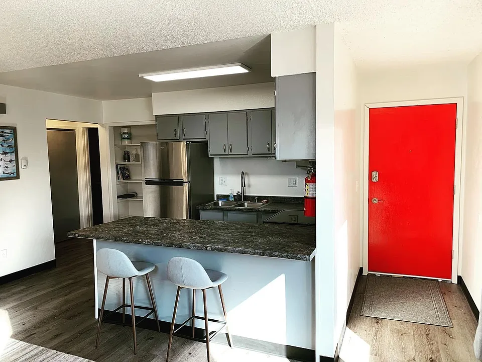 1424 Orca St #2
