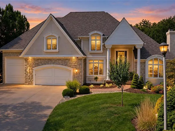 13726 Goodman St, Overland Park, KS 66223
