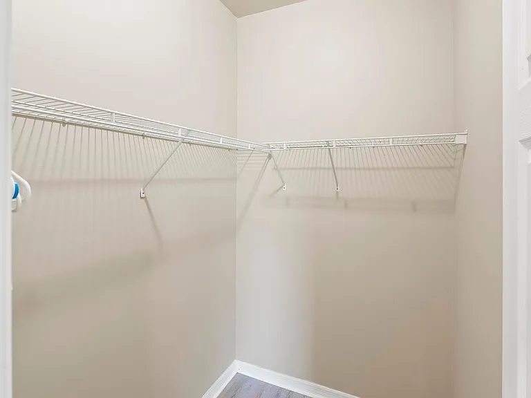 24 Lakecliff Dr — Photo 50