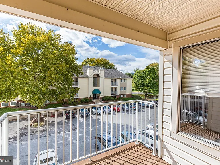 2106 Whitehall Rd #2D — Photo 11