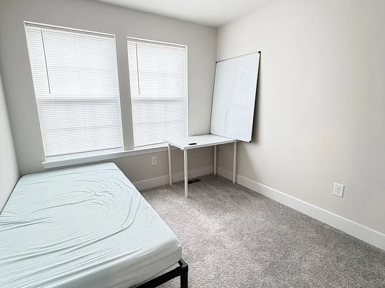 1235 Greylock Ln — Photo 23