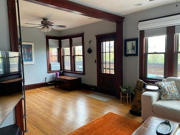 5th image of 209 Boston Ave #209