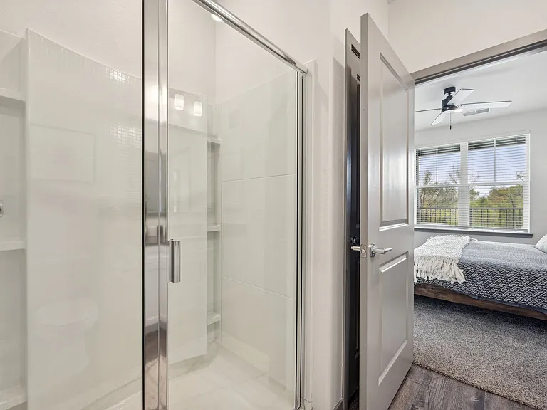The Quarry Luxury Apartments — Photo 16
