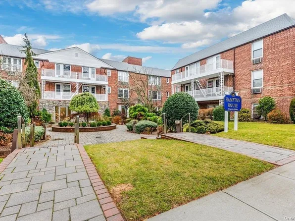 120 Morris Avenue #C-14, Rockville Centre, NY 11570