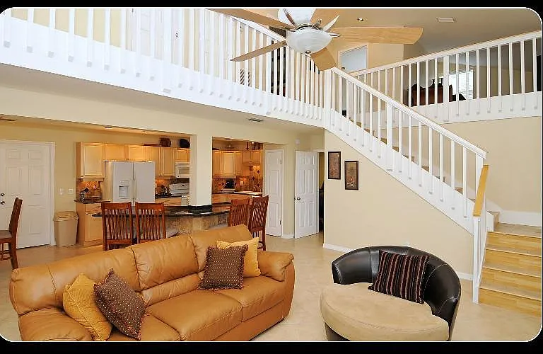 8200 Ibis St #1 — Photo 10