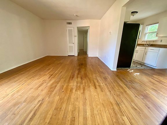 3rd image of 3600-3604 Wyoming Street Way #3602-4