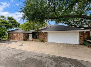 70 Legend Rd, Benbrook, TX 76132