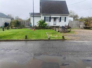 12 Blue Point Rd, Mastic Beach, NY 11951