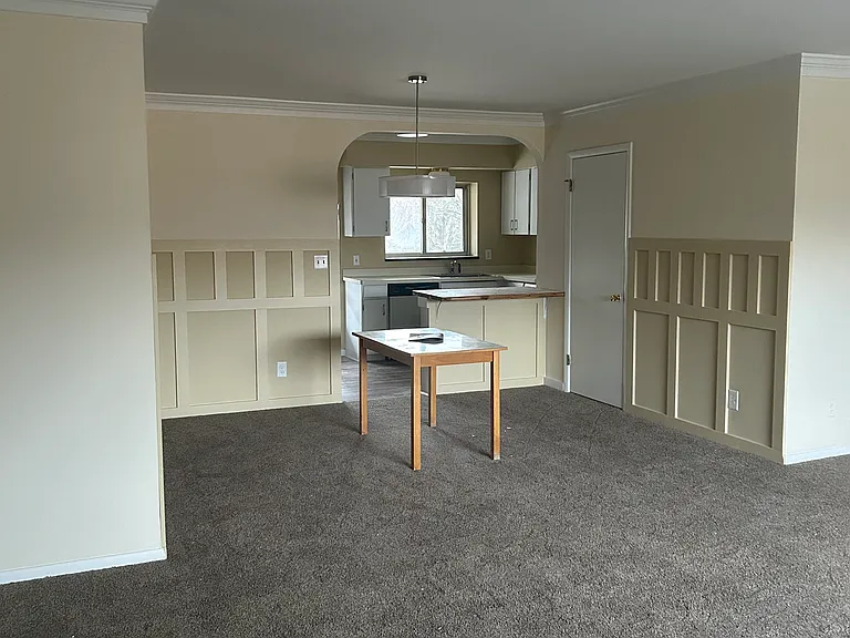 2411 East Ave #5 — Photo 9
