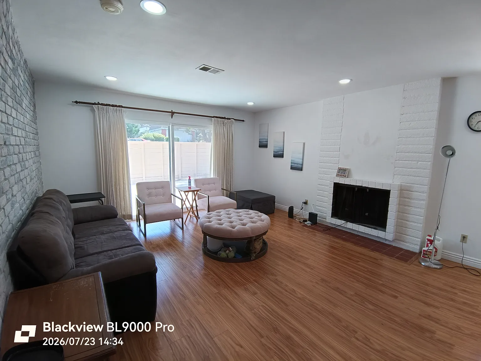 3828 Radcliffe Ln — Photo 2