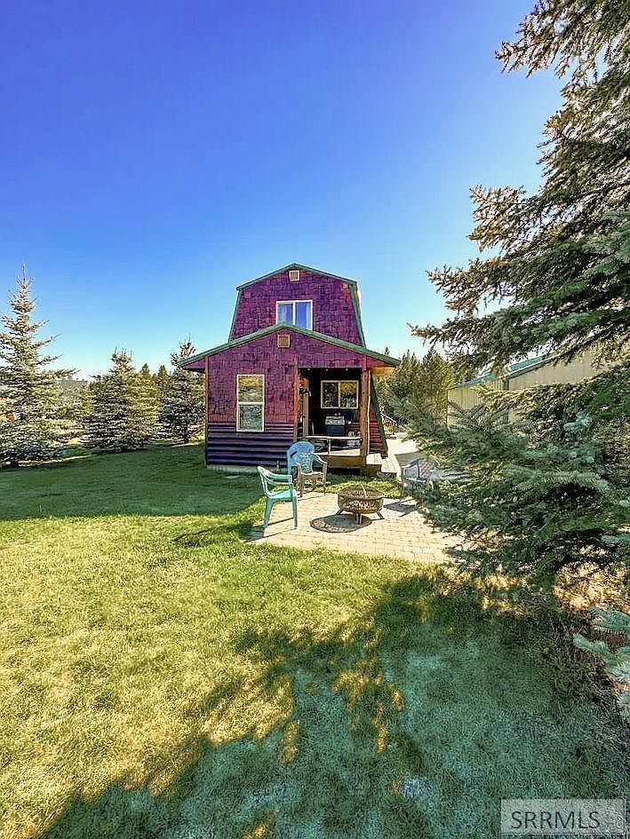 4207 N Big Springs Loop Rd