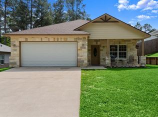 3142 Winding Way, Huntsville, TX 77340