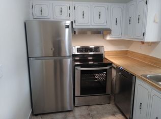 4220 NW 21st St APT 202, Lauderhill, FL 33313