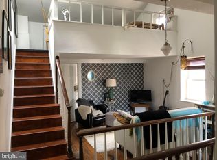 1006 Bainbridge St FLOOR 2, Philadelphia, PA 19147