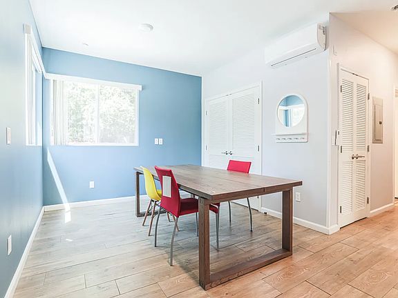 2nd image of 1261 W 36th Pl #2-1259-1