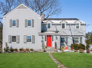 64 Woodbine Ave, Larchmont, NY 10538