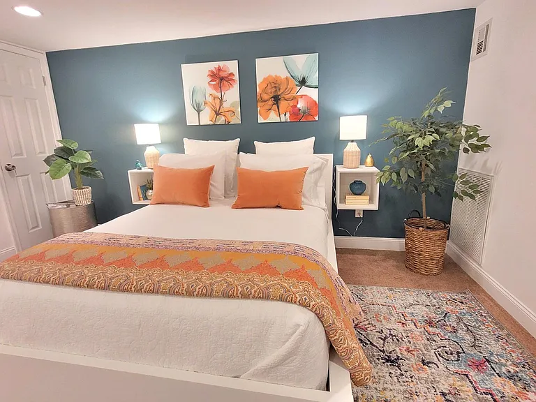 7109 Peachtree Rd #2 — Photo 34