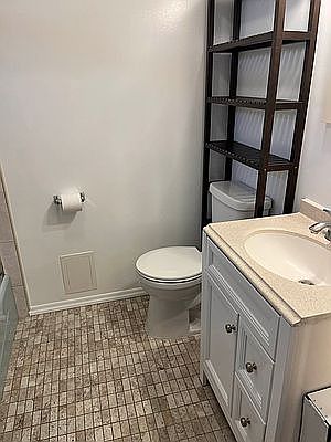 5th image of 18 Conger St APT 1
