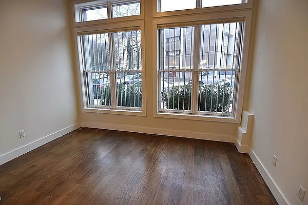 Rented by Tapiro Realty | media 3