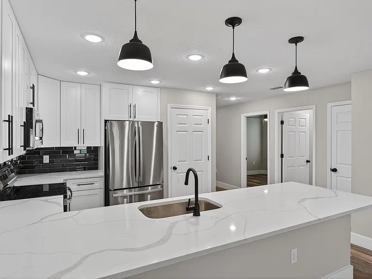 32629 Vista Ave — Photo 6