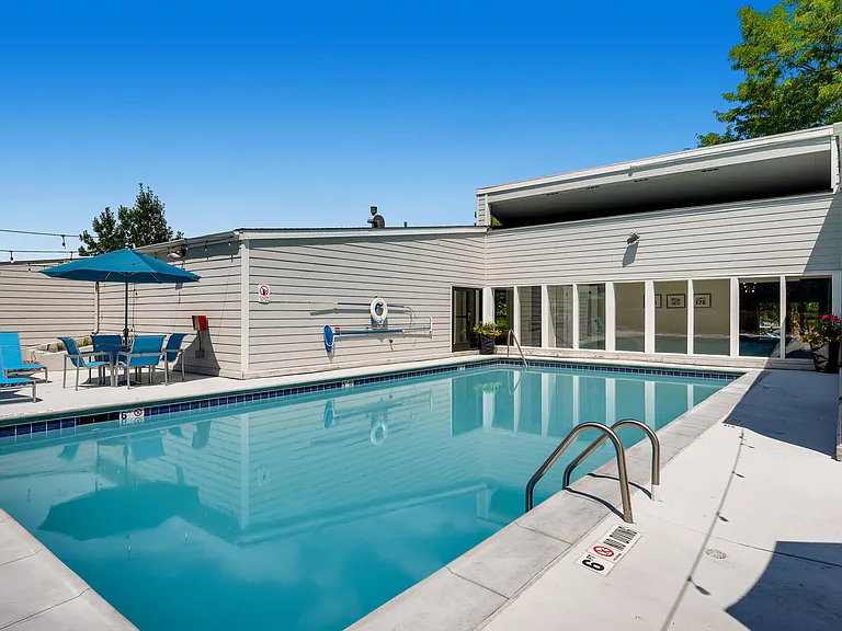 Villas at Holly — Photo 7