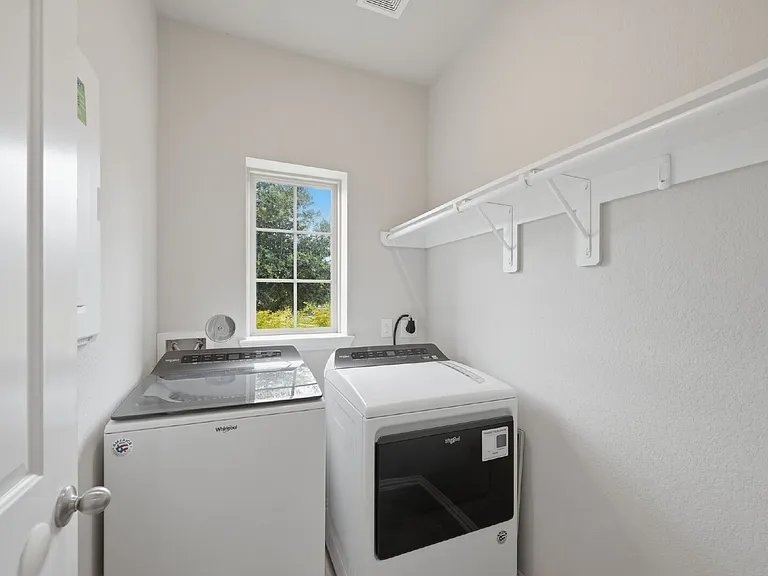 10602 Wagner St — Photo 25
