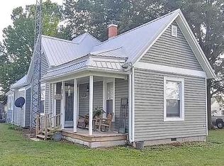 1106 NE 900th Rd, Windsor, MO 65360