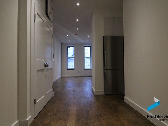 2nd image of 211 E 5th St APT 2