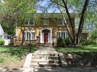 202 N Broadview Ave, Wichita, KS 67208