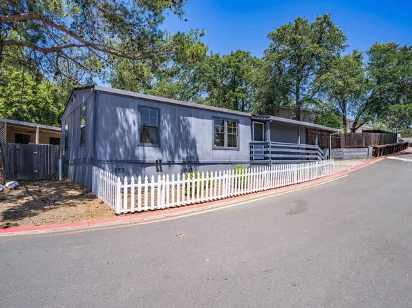 5635 Cody Dr, Ione, CA 95640