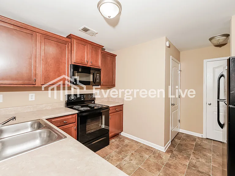 352 Union Station Way — Photo 5