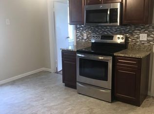 102 Pennsylvania Ave #2, Chicopee, MA 01013