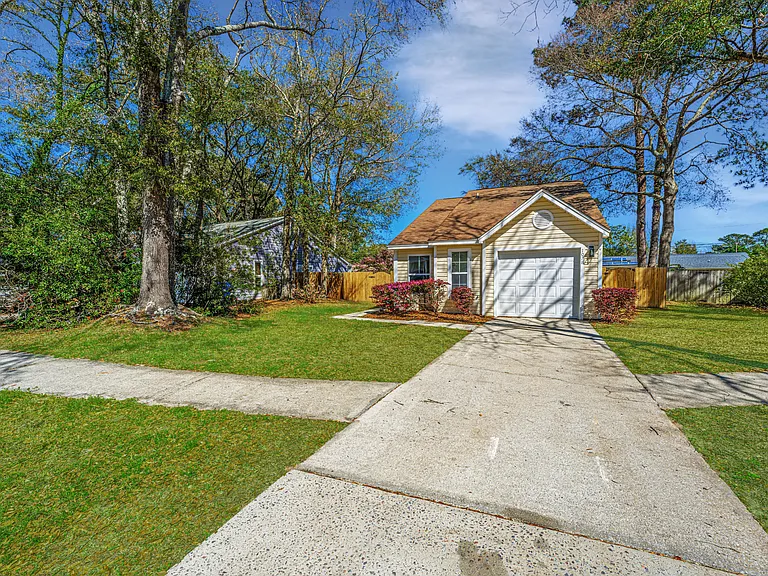 1078 Secessionville Rd — Photo 37