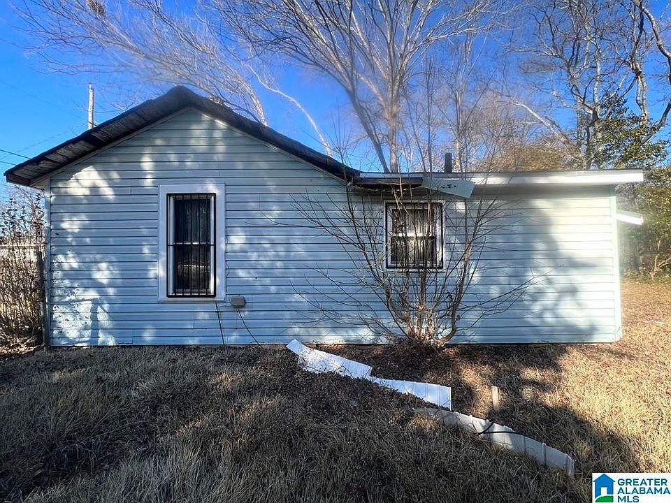 2nd image of 7215 Oporto Ave