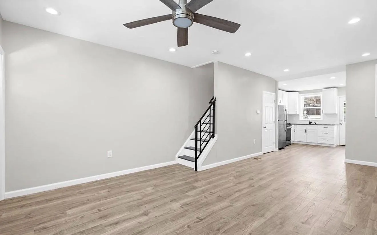 1452 S Etting St — Photo 4