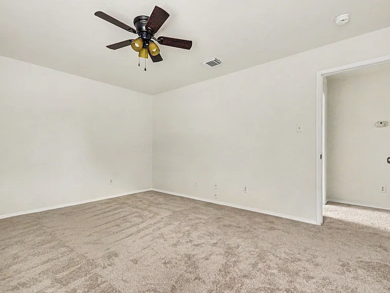1578 Mahogany Dr — Photo 33
