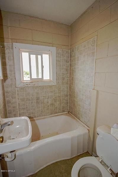 2nd image of 269 W Elm Avenue # Fl 2nd