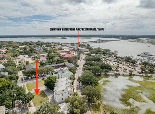 1106 Craven St, Beaufort, SC 29902