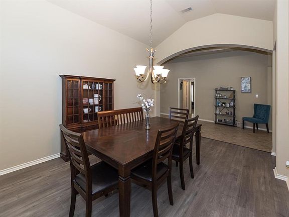 5th image of 515 Stoneridge Terrace Ln