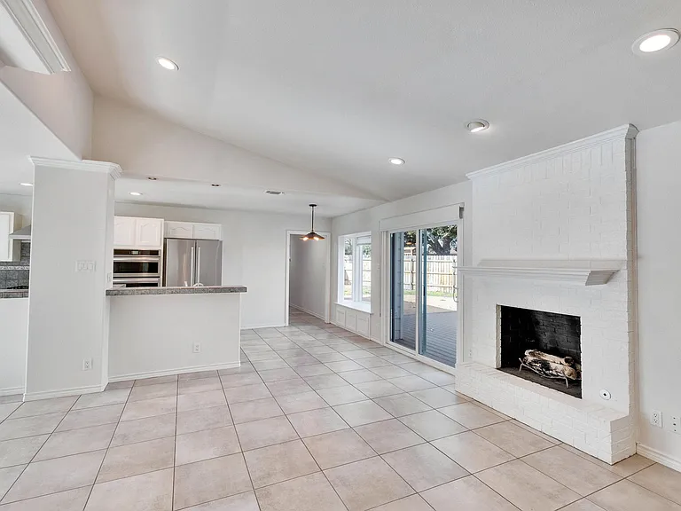 7709 Shoal Creek Blvd — Photo 8