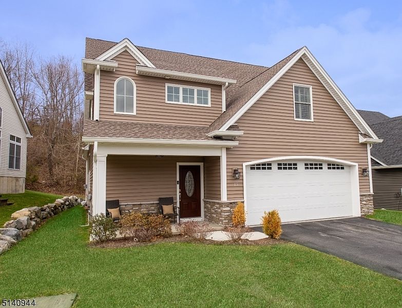 15 Bluffs Ct, Hamburg, NJ 07419 Zillow